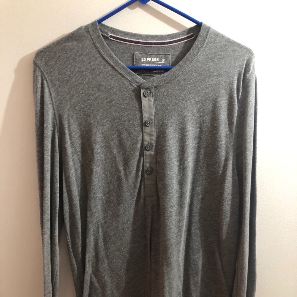 Men’s Express Henley Shirt
